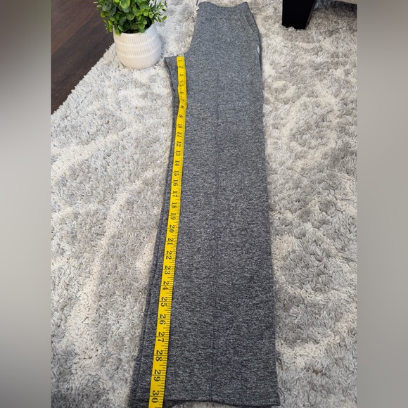 Vuori Wide Leg Flare Pant - Picture 7 of 12